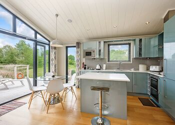 Heron Lodge - Weybread Lakes Lodges, Weybread, Diss