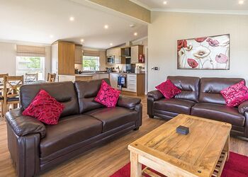 Lakeside 3 Pet Friendly - Woodhall Country Park Lodges, Woodhall Spa