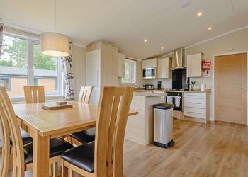 Lakeview 3 Pet Friendly - Woodhall Country Park Lodges, Woodhall Spa