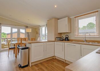 Lakeview 3 Pet Friendly - Woodhall Country Park Lodges, Woodhall Spa