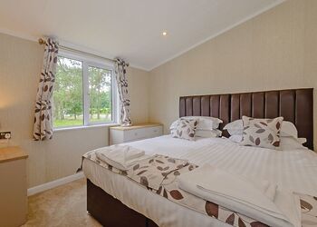 Lakeview 3 Pet Friendly - Woodhall Country Park Lodges, Woodhall Spa
