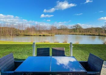 Lakeside 14 Casa Pet Friendly - Woodhall Country Park Lodges, Woodhall Spa