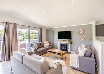 Lakeview Premier Pet Friendly - Woodhall Country Park Lodges, Woodhall Spa