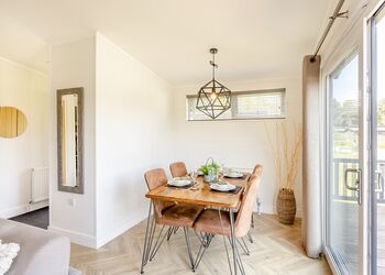 Lakeview Premier Pet Friendly - Woodhall Country Park Lodges, Woodhall Spa