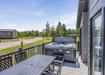 Monument Lakeview Plus Lodge - Woodhall Country Park Lodges, Woodhall Spa