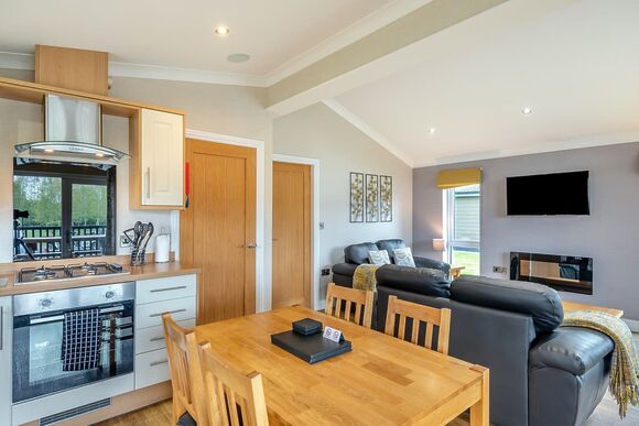 Lakeview 2 - Woodhall Country Park Lodges, Woodhall Spa