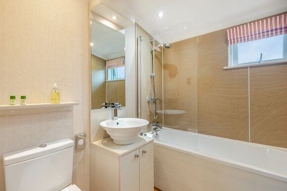 Lakeside 2 Pet Friendly - Woodhall Country Park Lodges, Woodhall Spa