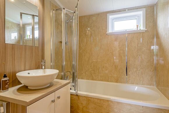 Lakeview 3 Pet Friendly - Woodhall Country Park Lodges, Woodhall Spa