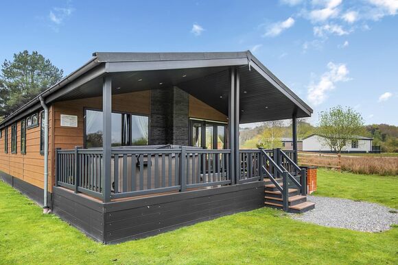 Lakeside 2 Plus - Woodhall Country Park Lodges, Woodhall Spa