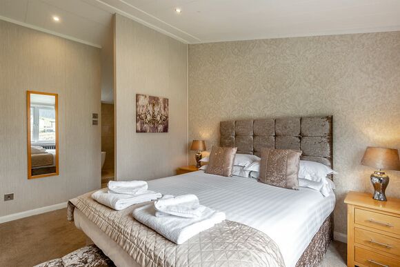 Lakeside 2 Plus - Woodhall Country Park Lodges, Woodhall Spa