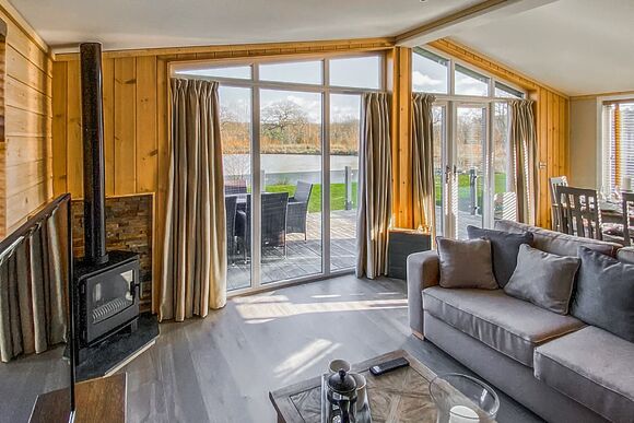 Lakeside 14 Casa Pet Friendly - Woodhall Country Park Lodges, Woodhall Spa