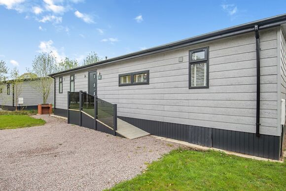 Lakeside 2 Premier - Woodhall Country Park Lodges, Woodhall Spa