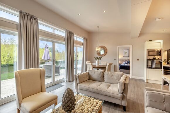 Lakeside 2 Premier - Woodhall Country Park Lodges, Woodhall Spa