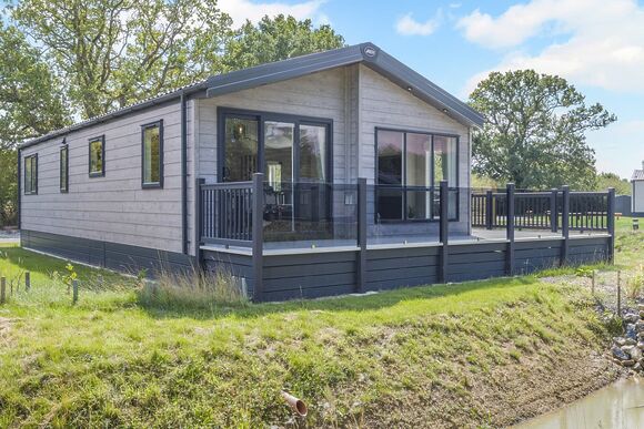 Oak View 1 - Woodhall Country Park Lodges, Woodhall Spa