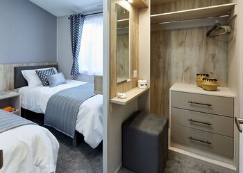 Pondview Retreat Lodge (Pet) - Whitecairn Holiday Park, Glenluce, Newton Stewart