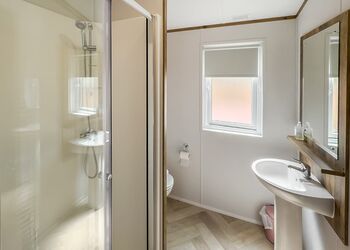 Aurora Pet - Whitecairn Holiday Park, Glenluce, Newton Stewart