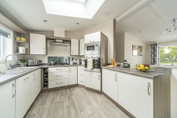 Pondview Retreat Lodge (Pet) - Whitecairn Holiday Park, Glenluce, Newton Stewart