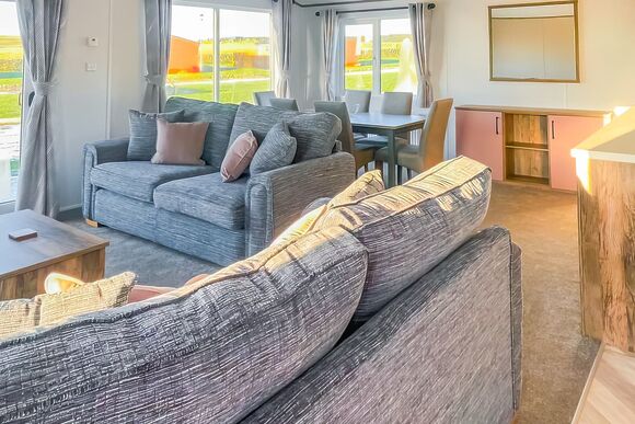 Pondview Retreat Lodge (Pet) - Whitecairn Holiday Park, Glenluce, Newton Stewart