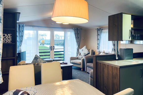 Typical Merrick Platinum Caravan&rsquo; 