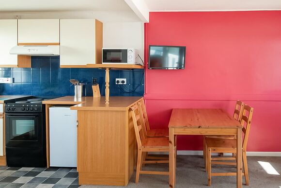 Value Chalet 2 (Bunks)(Pet) - Whitecliff Bay Holiday Park, Bembridge