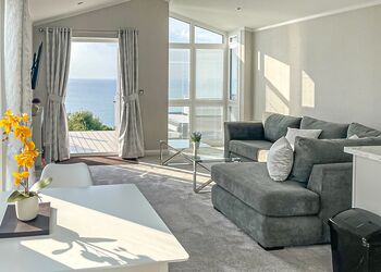 Sea Breeze Lodge - Wide Horizons Holiday Park, Ceredigion