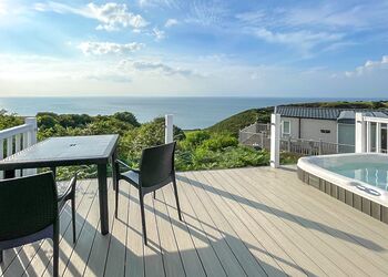 Sea Breeze Lodge - Wide Horizons Holiday Park, Ceredigion