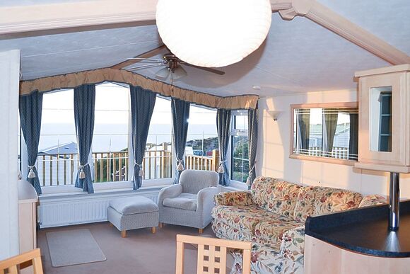 Lobster Pot Pet Friendly - Wide Horizons Holiday Park, Ceredigion