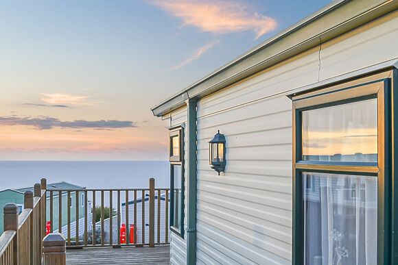 Lobster Pot Pet Friendly - Wide Horizons Holiday Park, Ceredigion