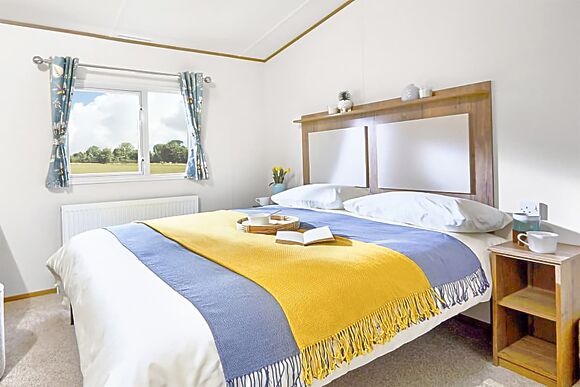 Smugglers Cove 3 - Wide Horizons Holiday Park, Ceredigion