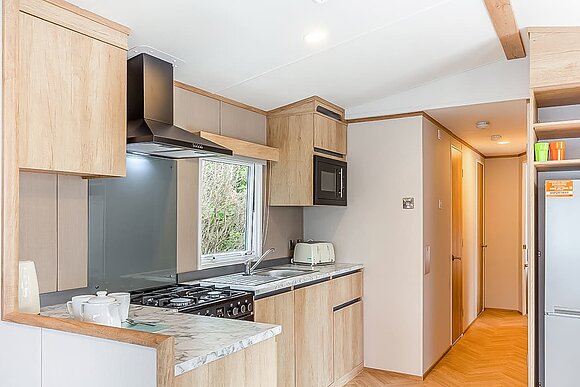 Gold Caravan 8 P, Gold 3 Bedroom Caravan, Sleeps 8 - White Acres, Newquay