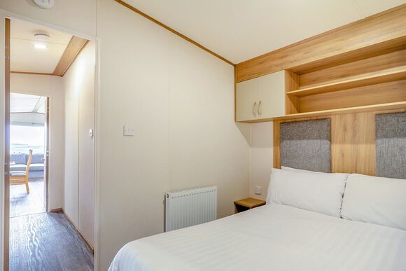 Silver Caravan with parking - White Acres, Newquay