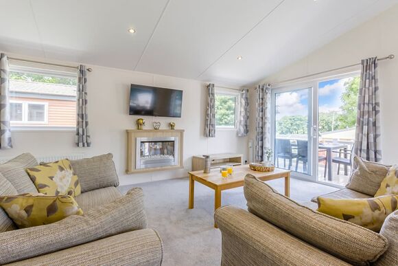 Prestige Lodge with parking, ensuite & decking - White Acres, Newquay