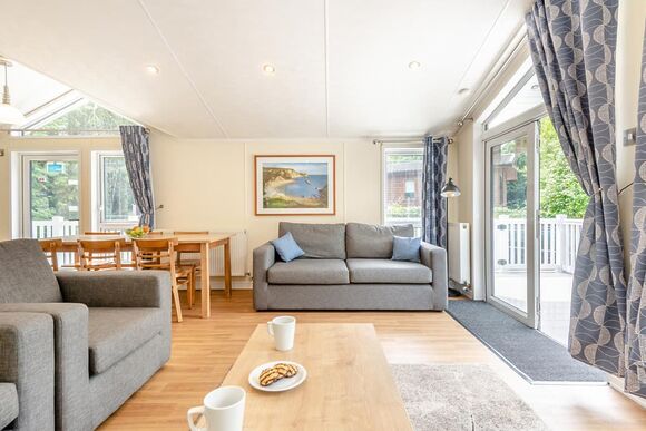 Superior 3 Lodge with parking, ensuite & decking - White Acres, Newquay