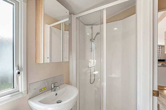 Silver Premium 2 Bed Caravan, Sleeps 6. decking. - White Acres, Newquay