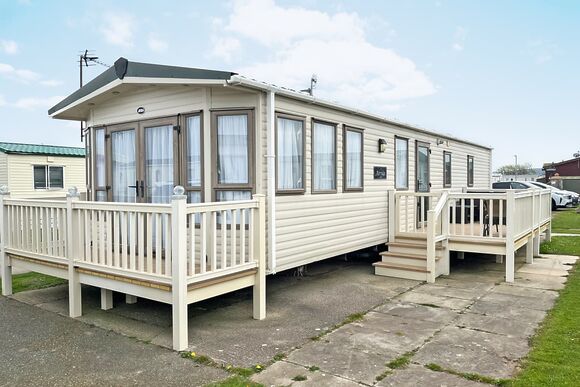 Platinum 4 - Whitehouse Holiday Park, Towyn