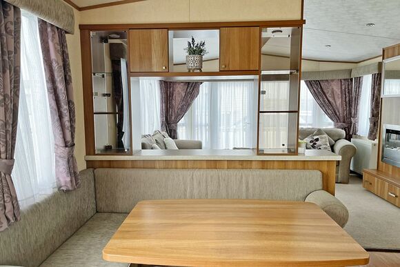 Platinum 4 - Whitehouse Holiday Park, Towyn