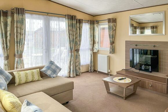 Platinum 4+2 with Hot Tub - Whitehouse Holiday Park, Towyn