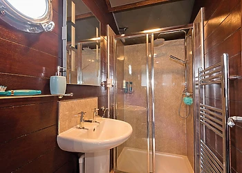 Deluxe Safari Lodge 3 (Pet Friendly)  