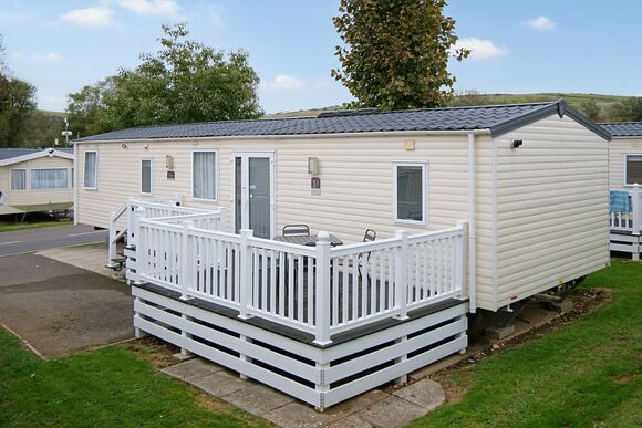 Deluxe 3 - Bowleaze Cove Holiday Park & Spa, Weymouth