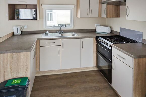 Classic 2 - Bowleaze Cove Holiday Park & Spa, Weymouth