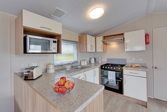 Classic 3 (Pet) - Bowleaze Cove Holiday Park & Spa, Weymouth