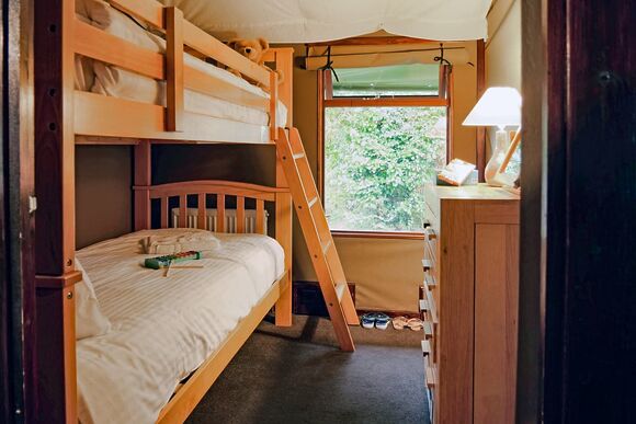 Deluxe Safari Lodge 3 (Pet Friendly) - Bowleaze Cove Holiday Park & Spa, Weymouth