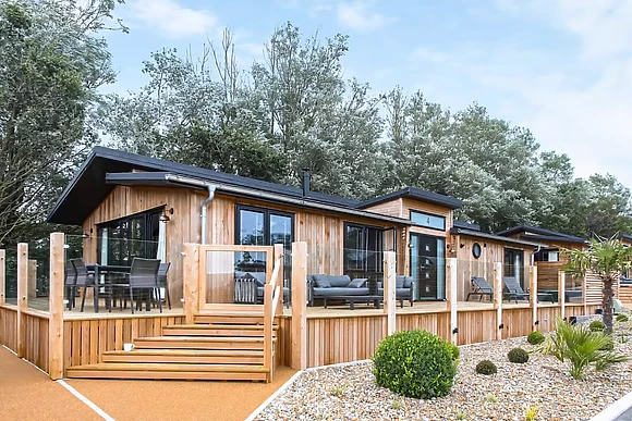 Cove Lodge 3 3 Bedroom Lodge with Hot Tub  - Bowleaze Cove Holiday Park & Spa, Weymouth