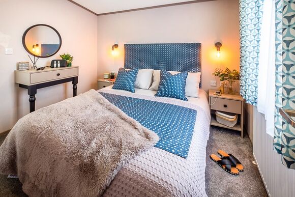 Deluxe 3 Sleeps 6 (Dog Friendly) - Bowleaze Cove Holiday Park & Spa, Weymouth