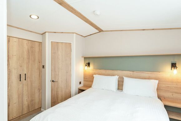 2026 Classic 3 Bedroom - Bowleaze Cove Holiday Park & Spa, Weymouth