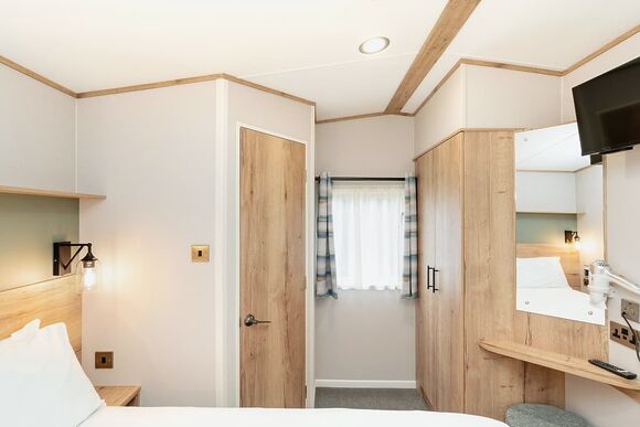 2026 Classic 2 Bedroom with decking - Bowleaze Cove Holiday Park & Spa, Weymouth