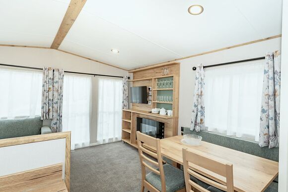 2026 Classic 3 Bedroom with decking - Bowleaze Cove Holiday Park & Spa, Weymouth