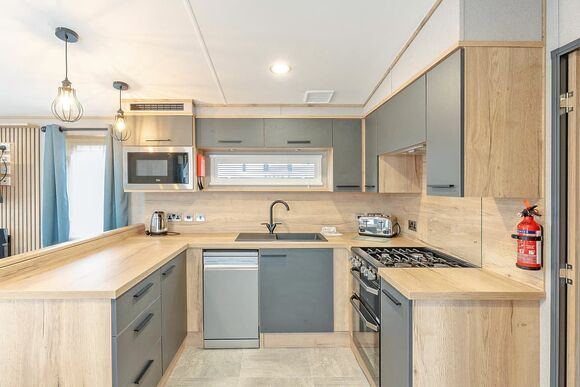 2026 Deluxe 2 Bedroom Dog Friendly - Bowleaze Cove Holiday Park & Spa, Weymouth