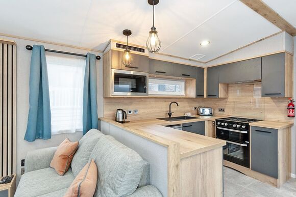 2026 Deluxe 2 Bedroom Dog Friendly - Bowleaze Cove Holiday Park & Spa, Weymouth