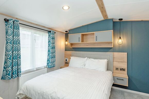 2026 Deluxe 2 Bedroom Dog Friendly - Bowleaze Cove Holiday Park & Spa, Weymouth